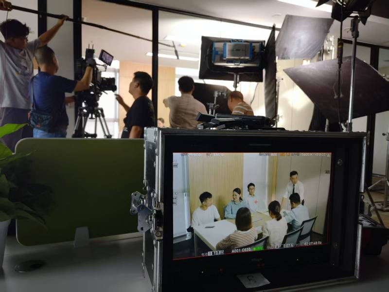 原州区TVC拍摄公司：科技产品视觉化大师，诠释未来感与功能美学
